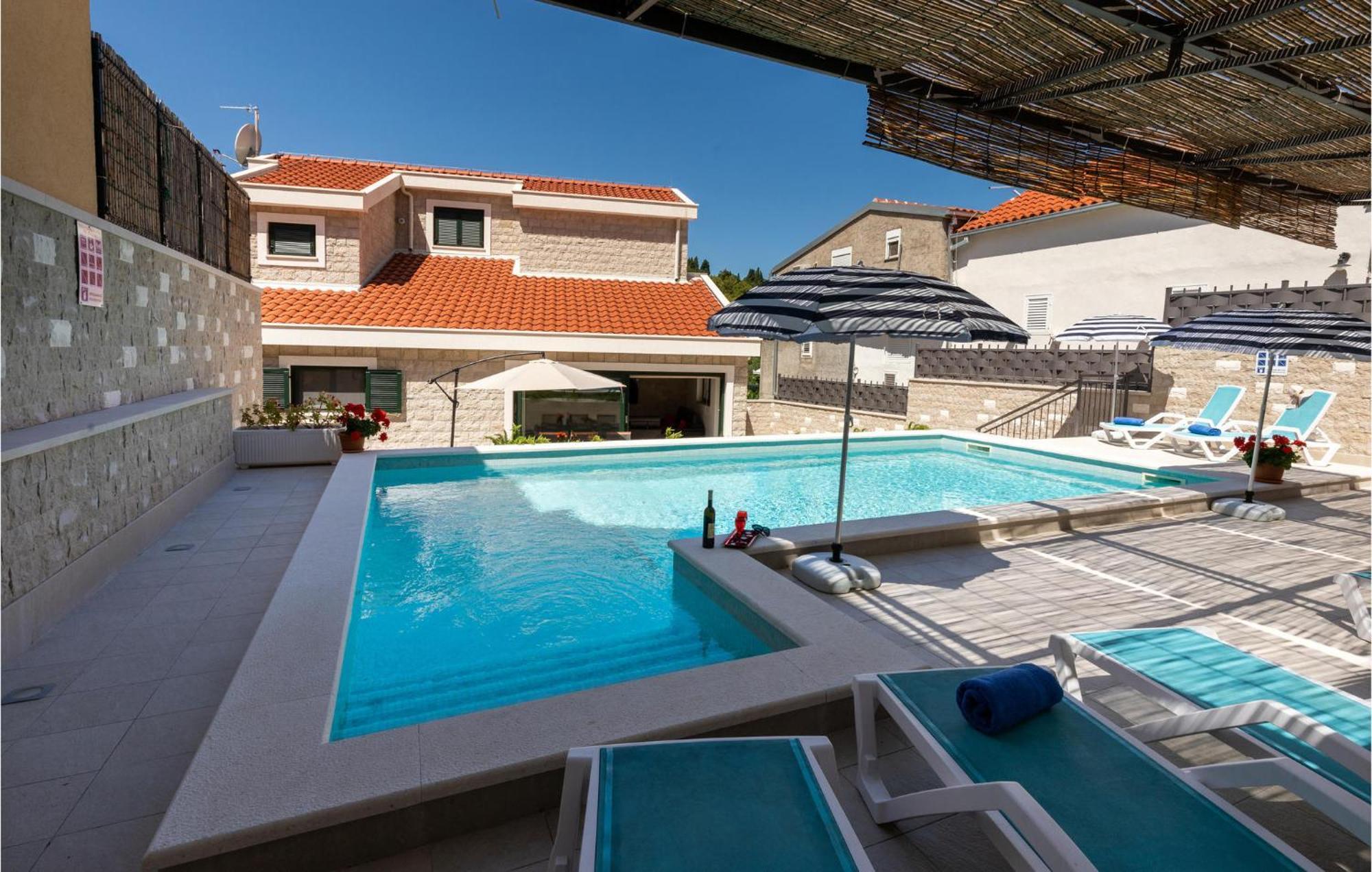 Lovely Home In Klek With House A Panoramic View Dış mekan fotoğraf
